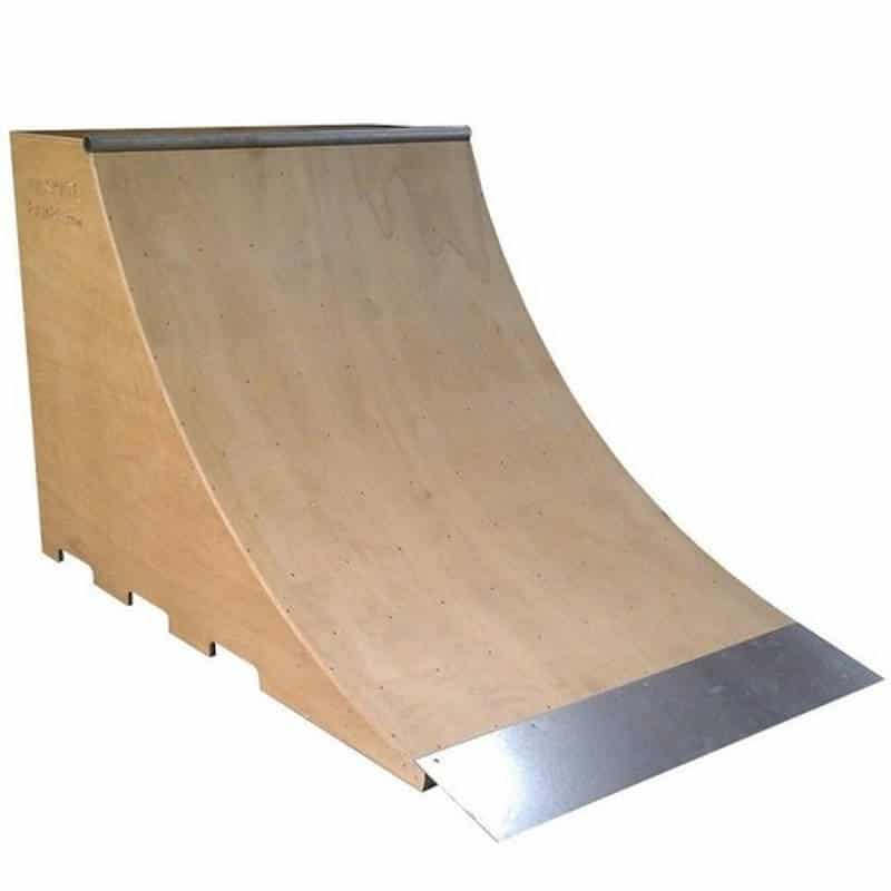 quarter pipe skateboard ramp